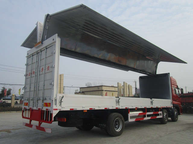 9.6米飛翼車圖片